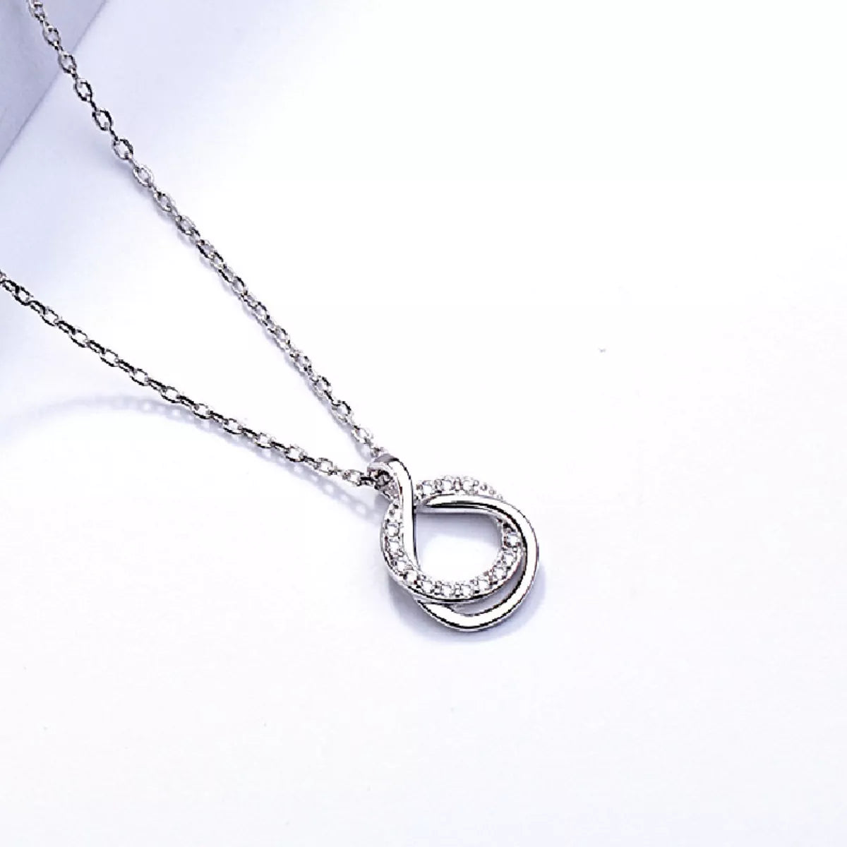 925 Sterling Silver Zircon Pendant Necklace