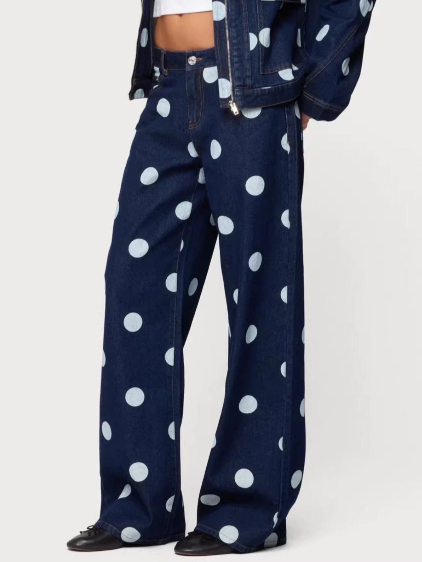 4a353360-0c51-4943-a36f-7c853885a850-Max