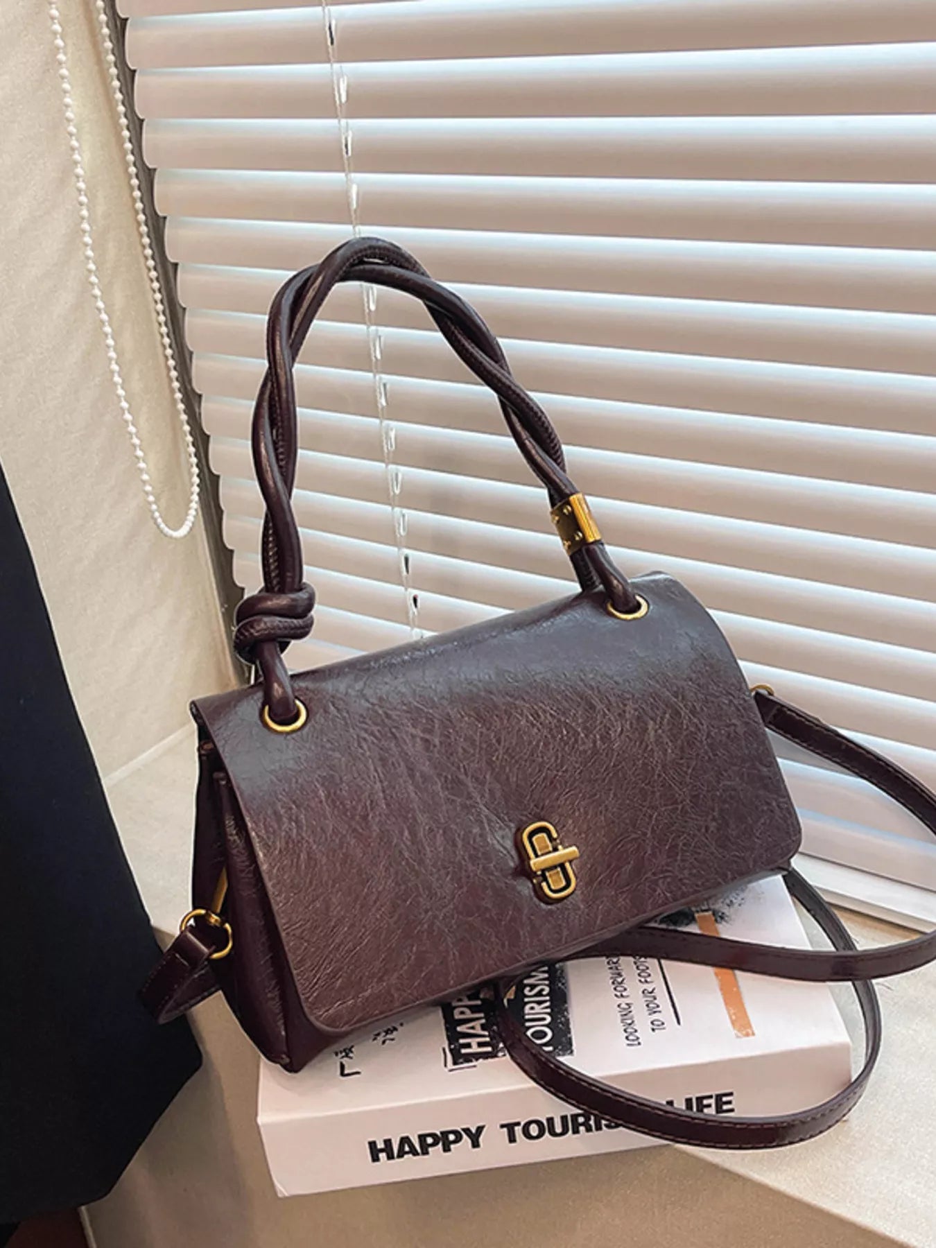 5252c27fc4a5498e94f4da646fb0f1f0-Max-Origin